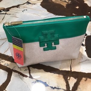 Tory Burch authentic in mint condition